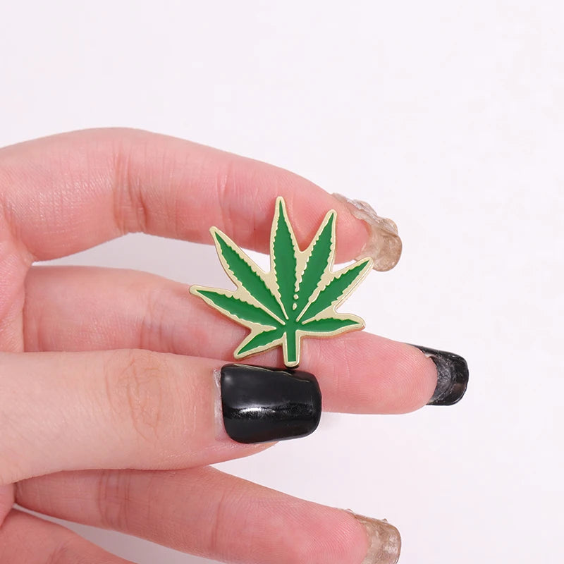Groene Cannabisblad Speld